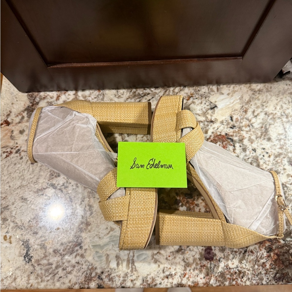 *NEW WITHOUT TAGS* Sam Edelman Julian Platform Dress Sandal - Picture 5 of 16